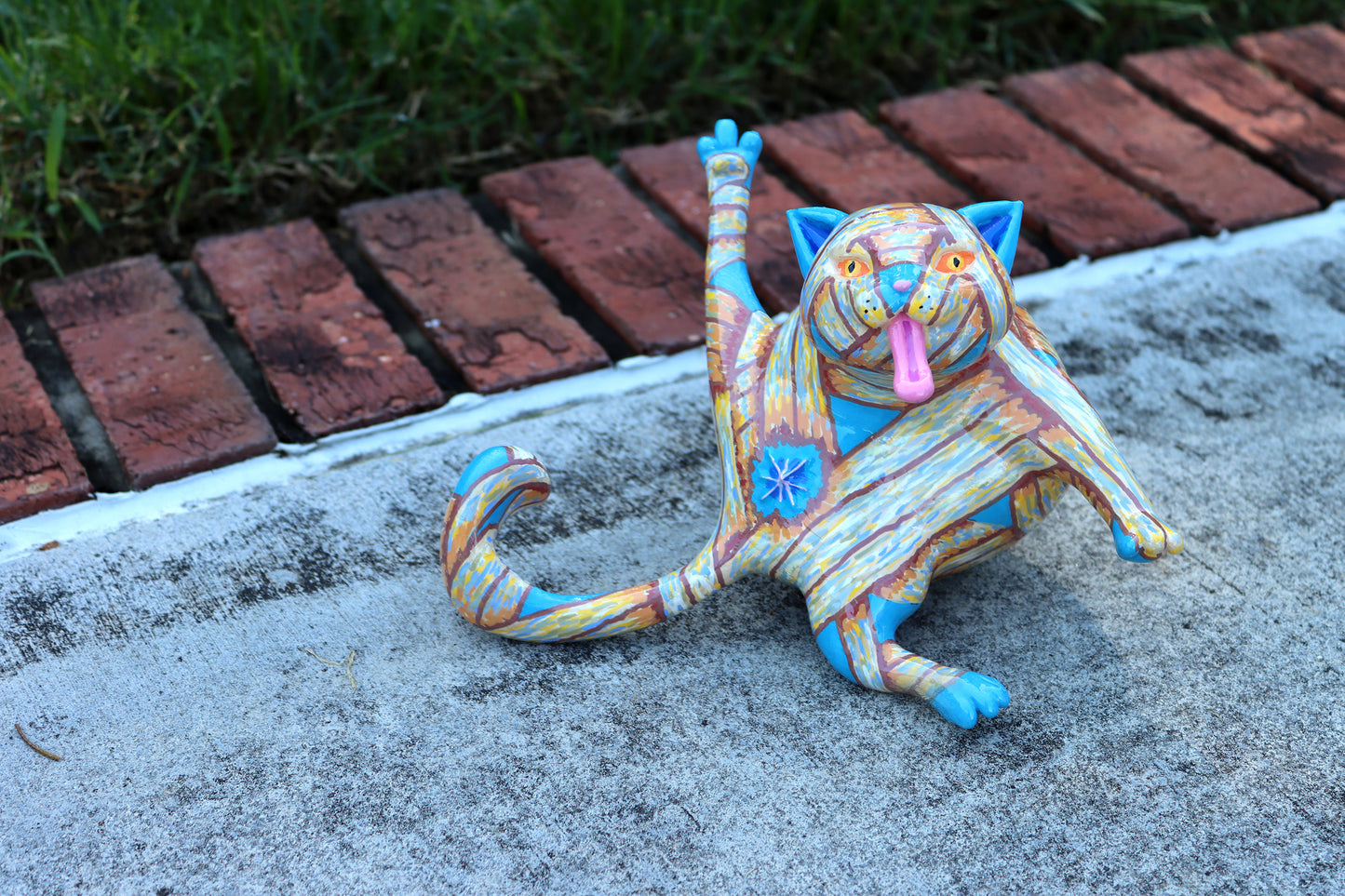 Collectible Whoreable Cat Figurine - Mummy Cat