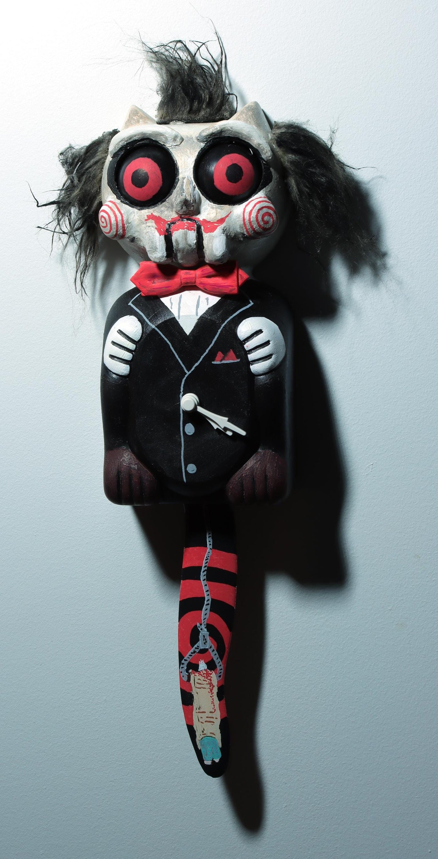 Billy the Puppet (Saw) - Kit Cat Klock