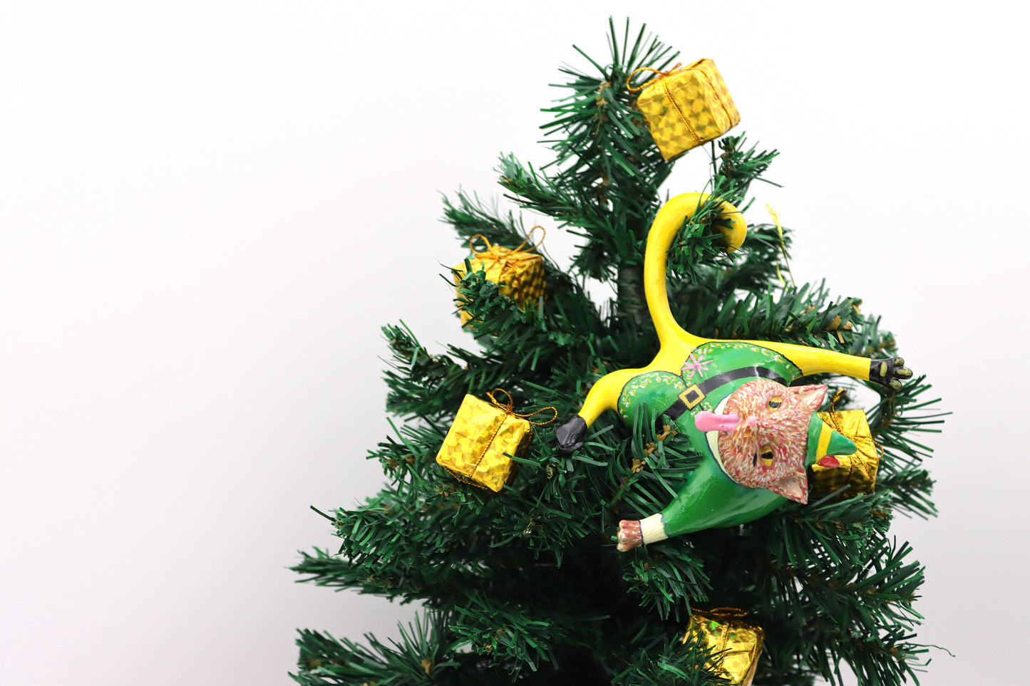 Collectible Whoreable Cat Whornament - Buddy The Elf